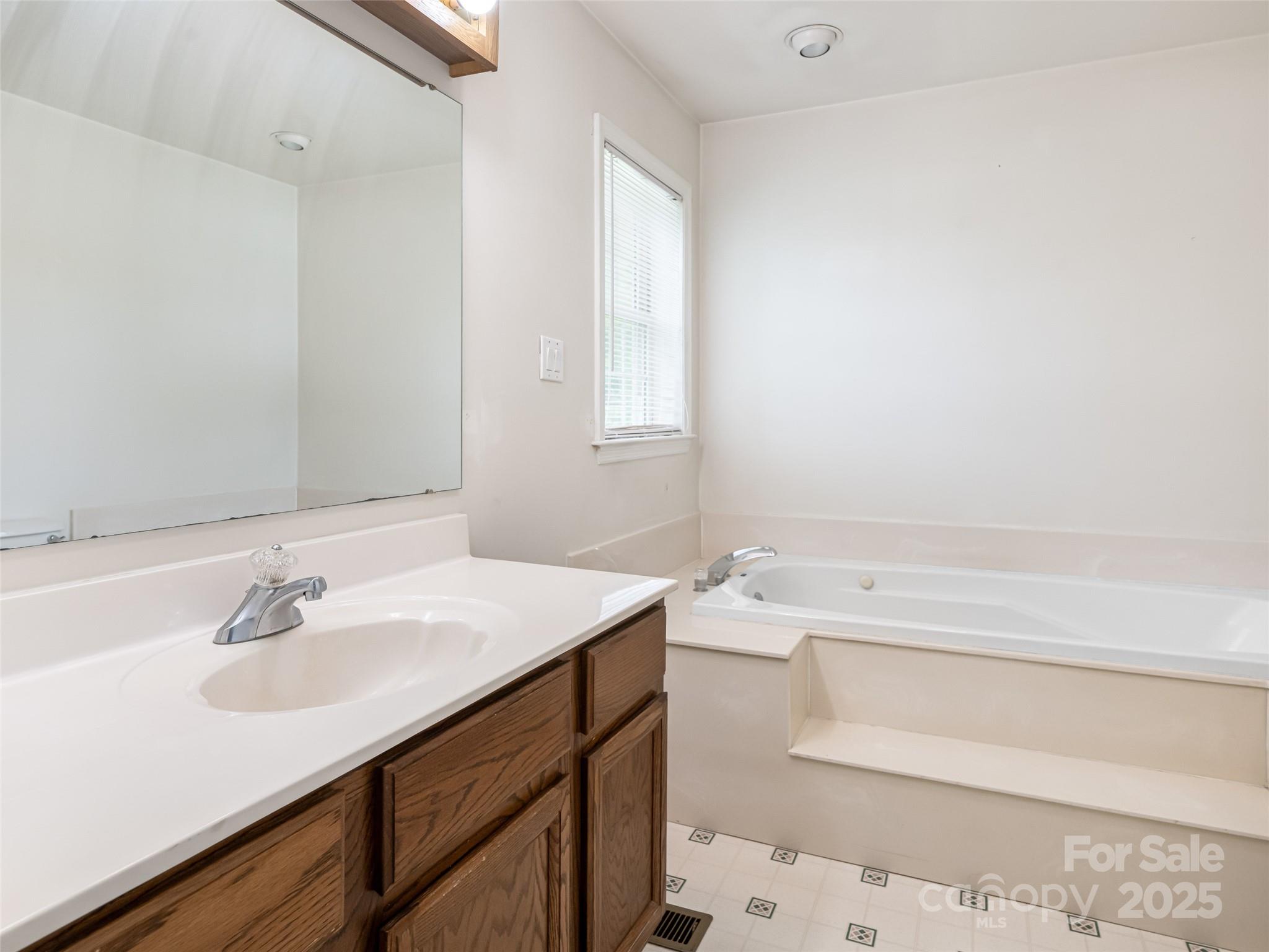 88 Star Point Drive Hendersonville NC 28792