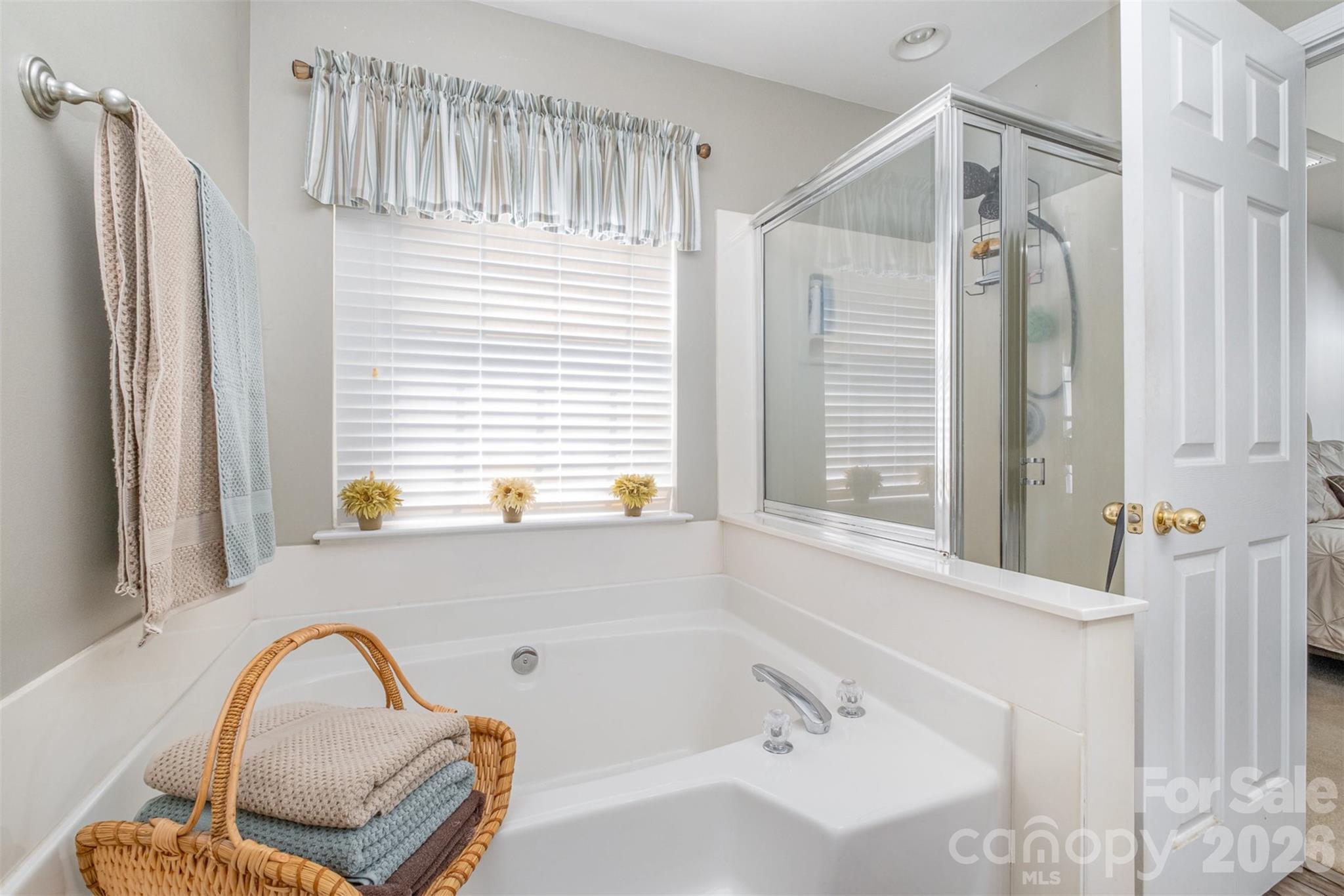 6859 Lakecrest Court Denver NC 28037
