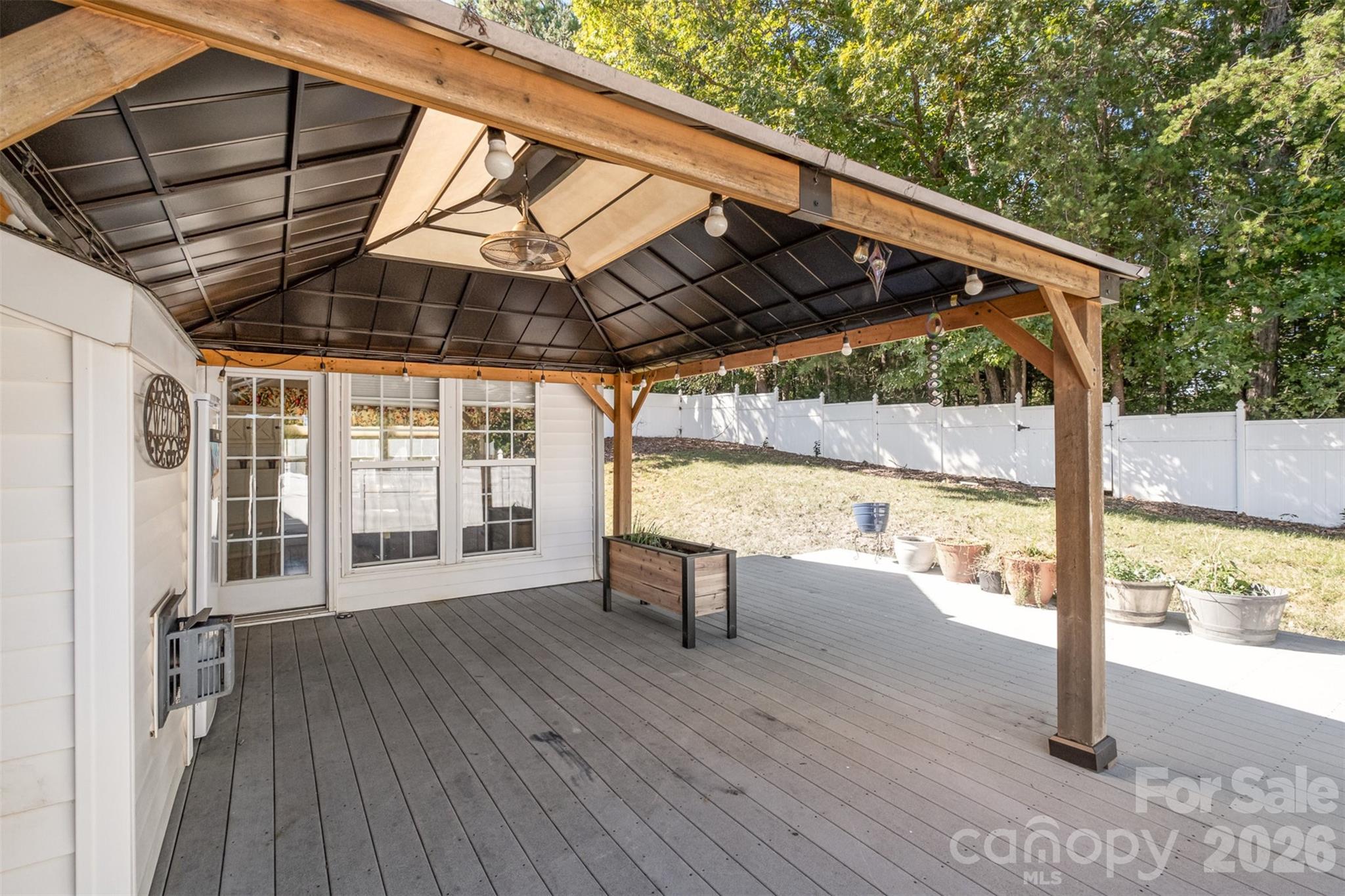 6859 Lakecrest Court Denver NC 28037