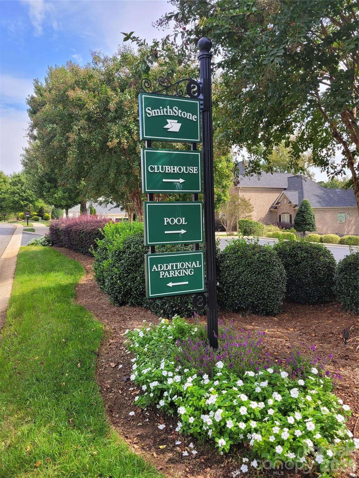 6859 Lakecrest Court Denver NC 28037