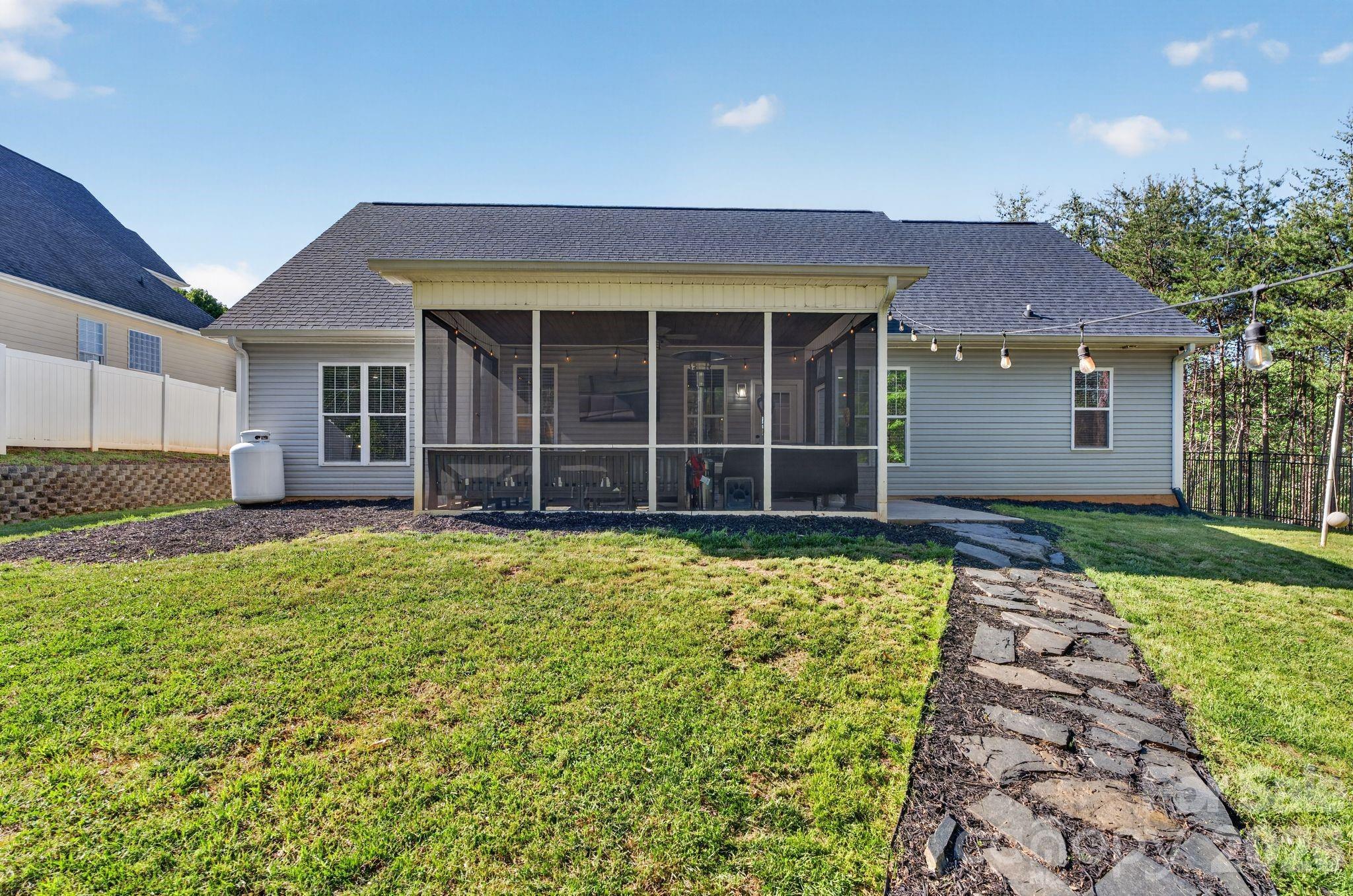 15 Emerson Court Taylorsville NC 28681