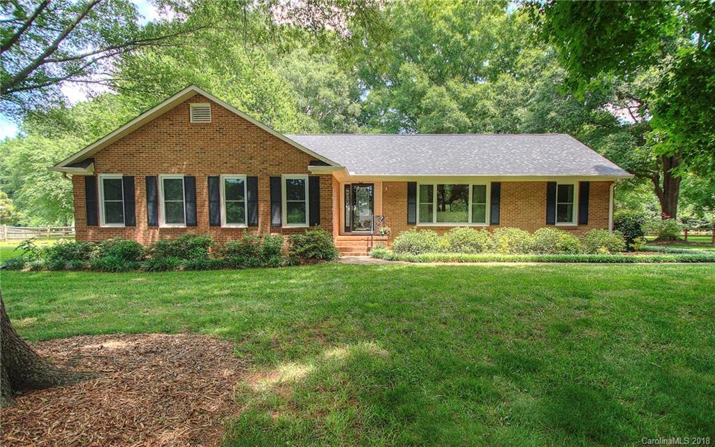 2512 Shelburne Place Mint Hill NC 28227