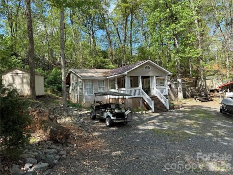 113/115 Indian Harbor Circle Mount Gilead NC 27306