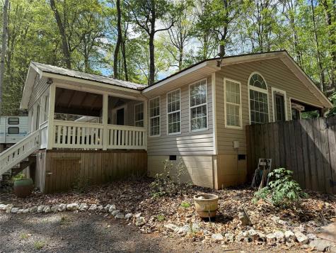 113/115 Indian Harbor Circle Mount Gilead NC 27306