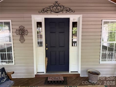 113/115 Indian Harbor Circle Mount Gilead NC 27306