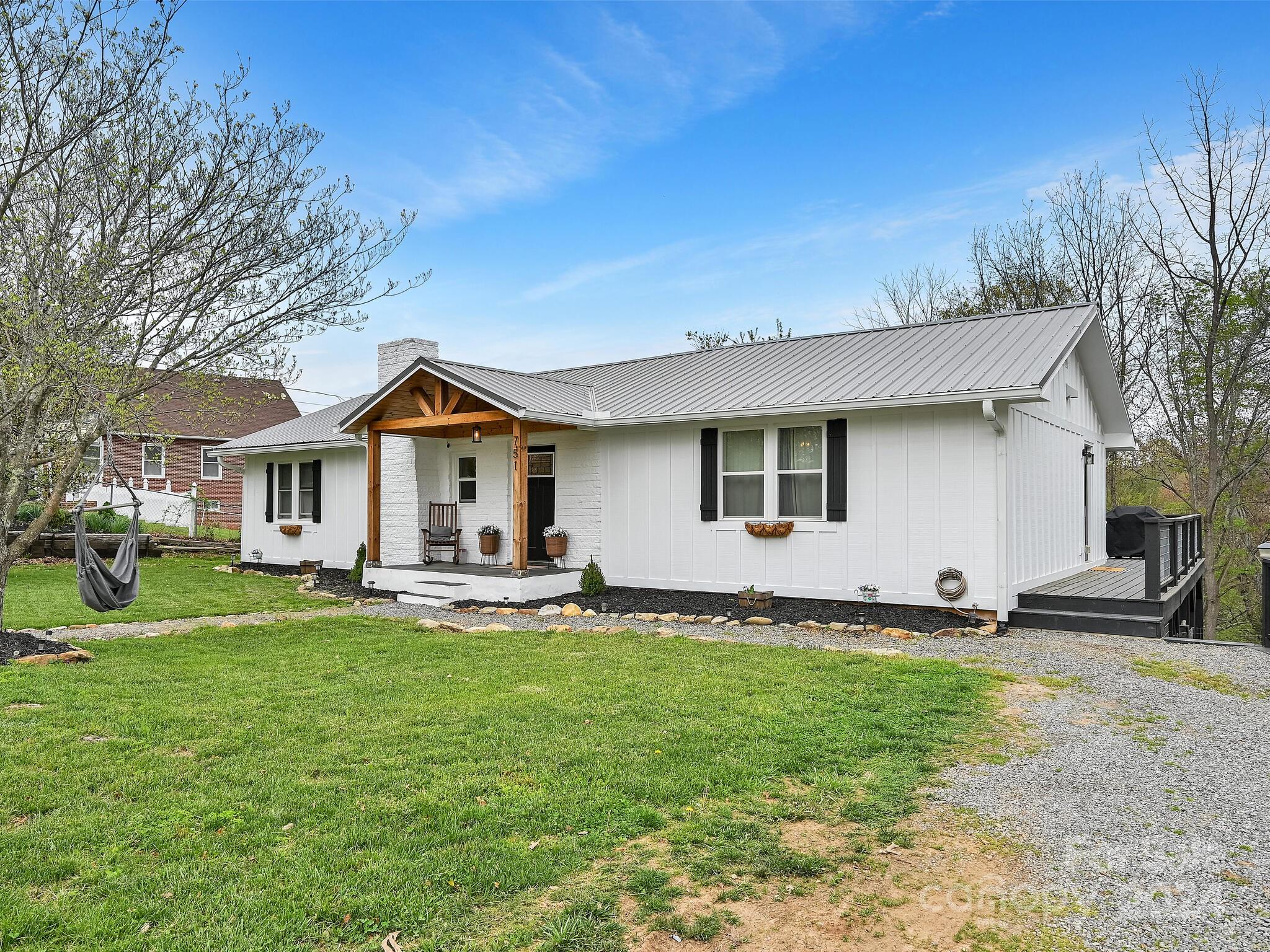 751 Queentown Road Canton NC 28716