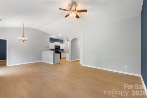 7318 Cuddington Drive Charlotte NC 28215