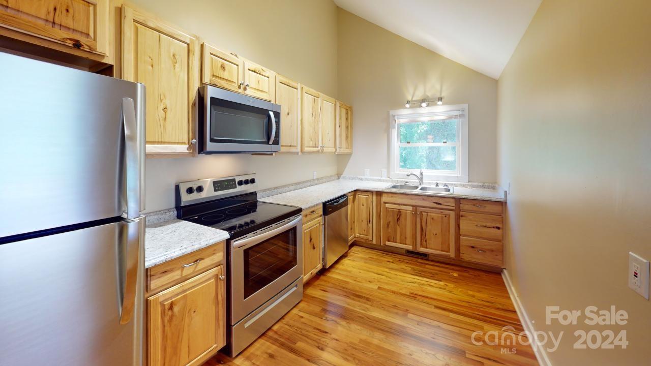 110 Le-an-hurst Road Asheville NC 28803