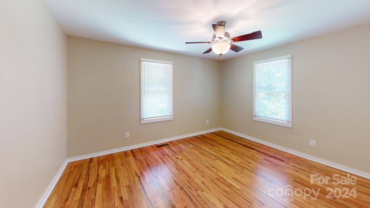 110 Le-an-hurst Road Asheville NC 28803