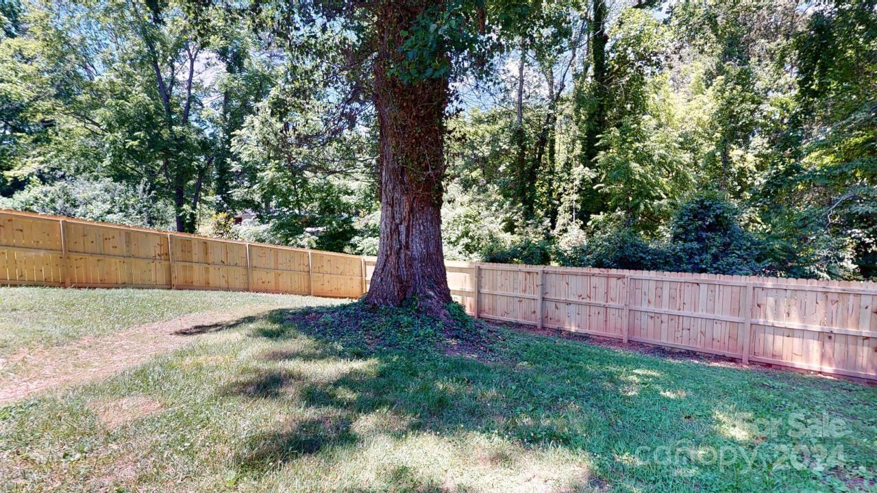 110 Le-an-hurst Road Asheville NC 28803