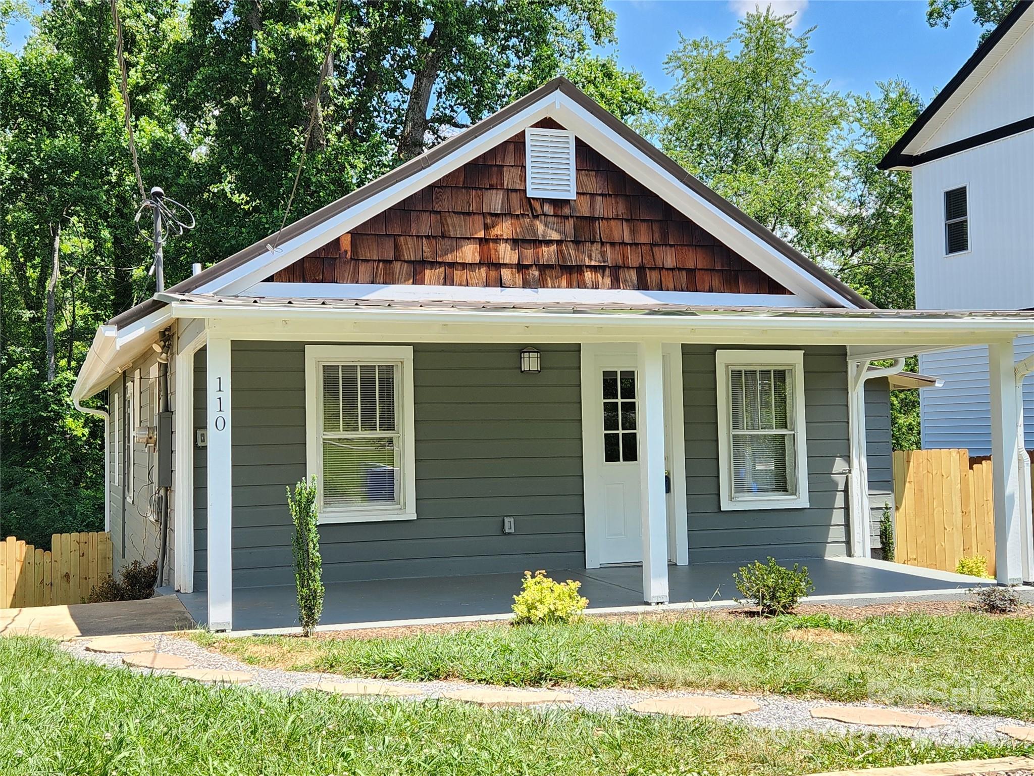 110 Le-an-hurst Road Asheville NC 28803