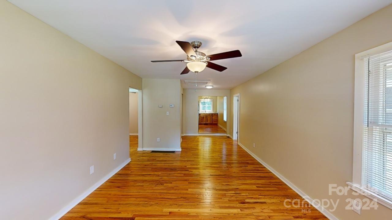 110 Le-an-hurst Road Asheville NC 28803