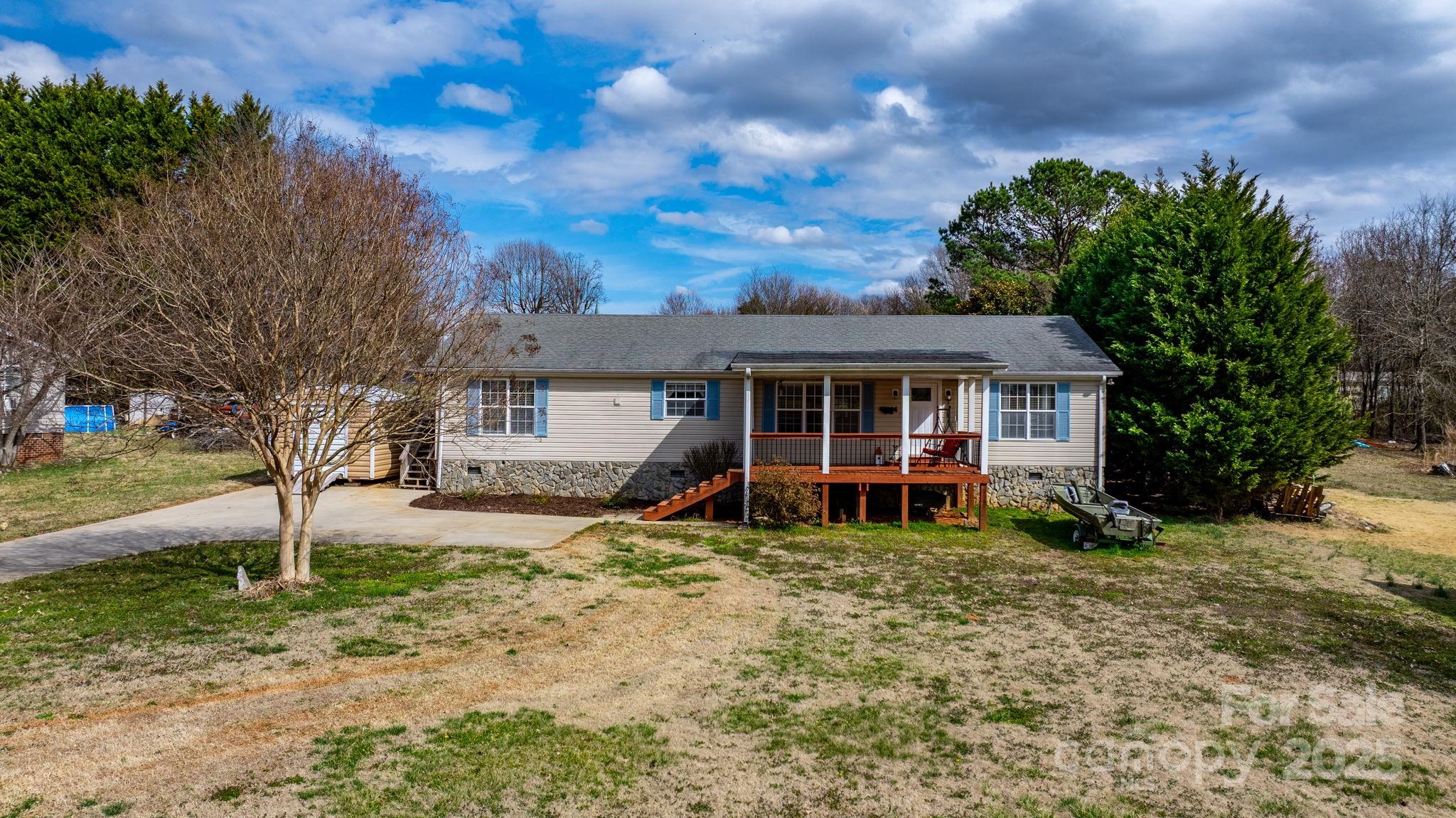 1818 Valley Springs Drive SE Conover NC 28613
