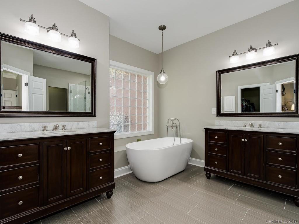 3626 Abbey Hill Lane Charlotte NC 28210