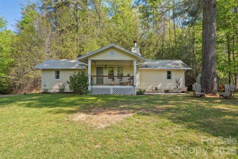 144 Bent Pine Drive Waynesville NC 28785