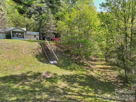 144 Bent Pine Drive Waynesville NC 28785