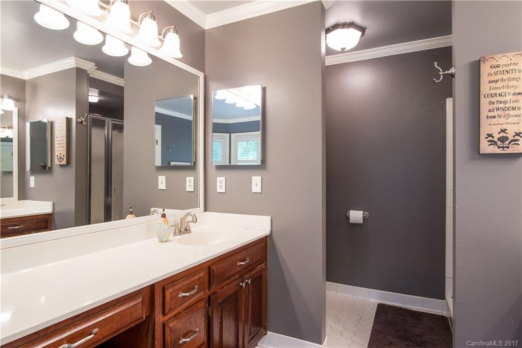 6925 Foxglove Drive Charlotte NC 28226