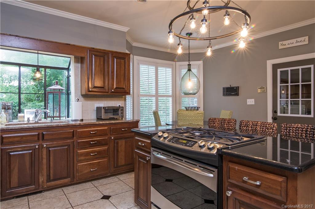 6925 Foxglove Drive Charlotte NC 28226