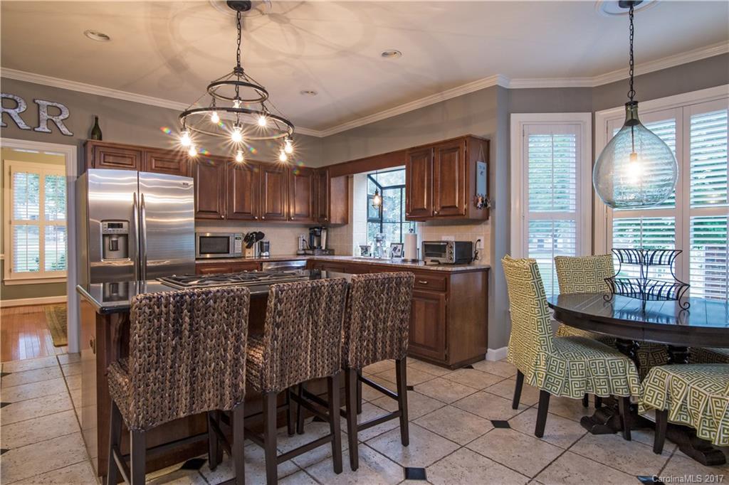 6925 Foxglove Drive Charlotte NC 28226