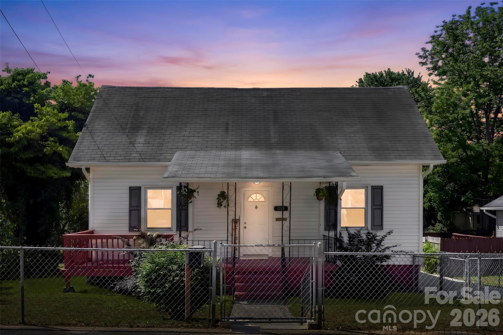 1113 W 4th Avenue Gastonia NC 28052