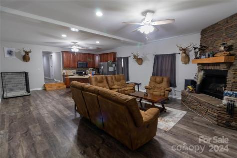907 Bethlehem Road Kings Mountain NC 28086