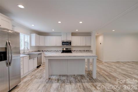 978 Old York Road Chester SC 29706