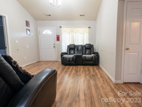 5417 Morning Breeze Lane Charlotte NC 28208