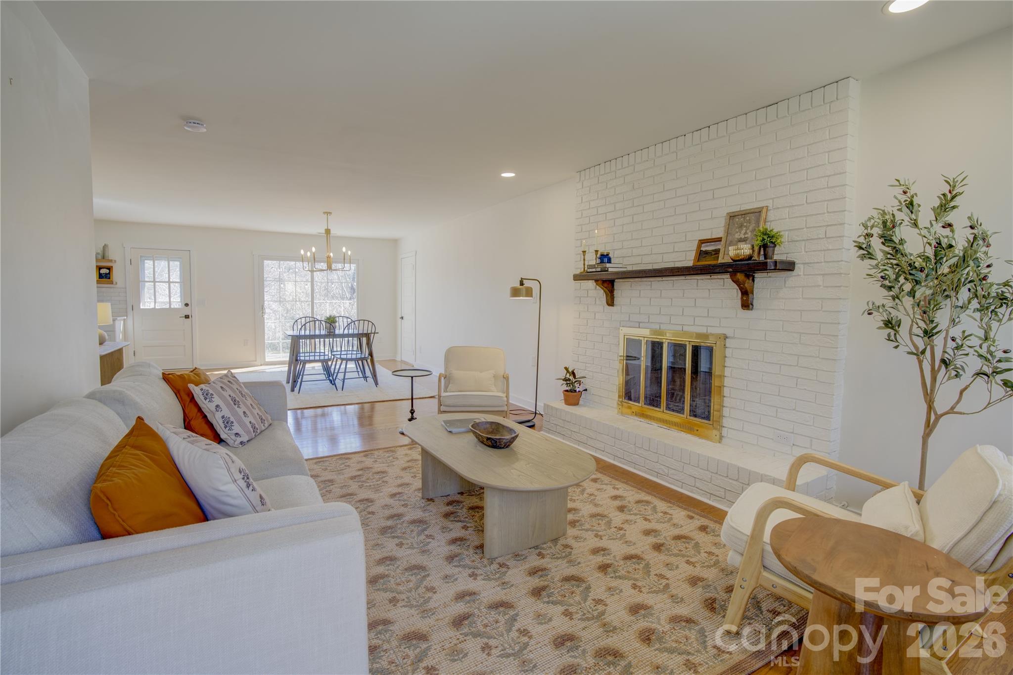 Asheville NC, 21 Kilkenny Drive