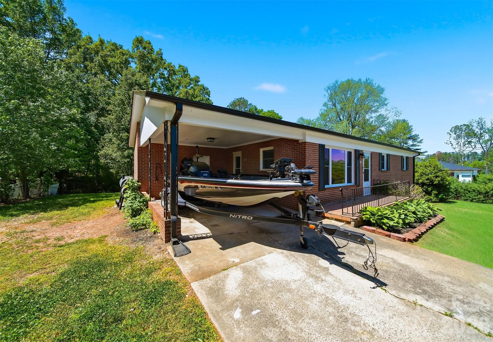 5075 Fleetwood Drive Hickory NC 28602