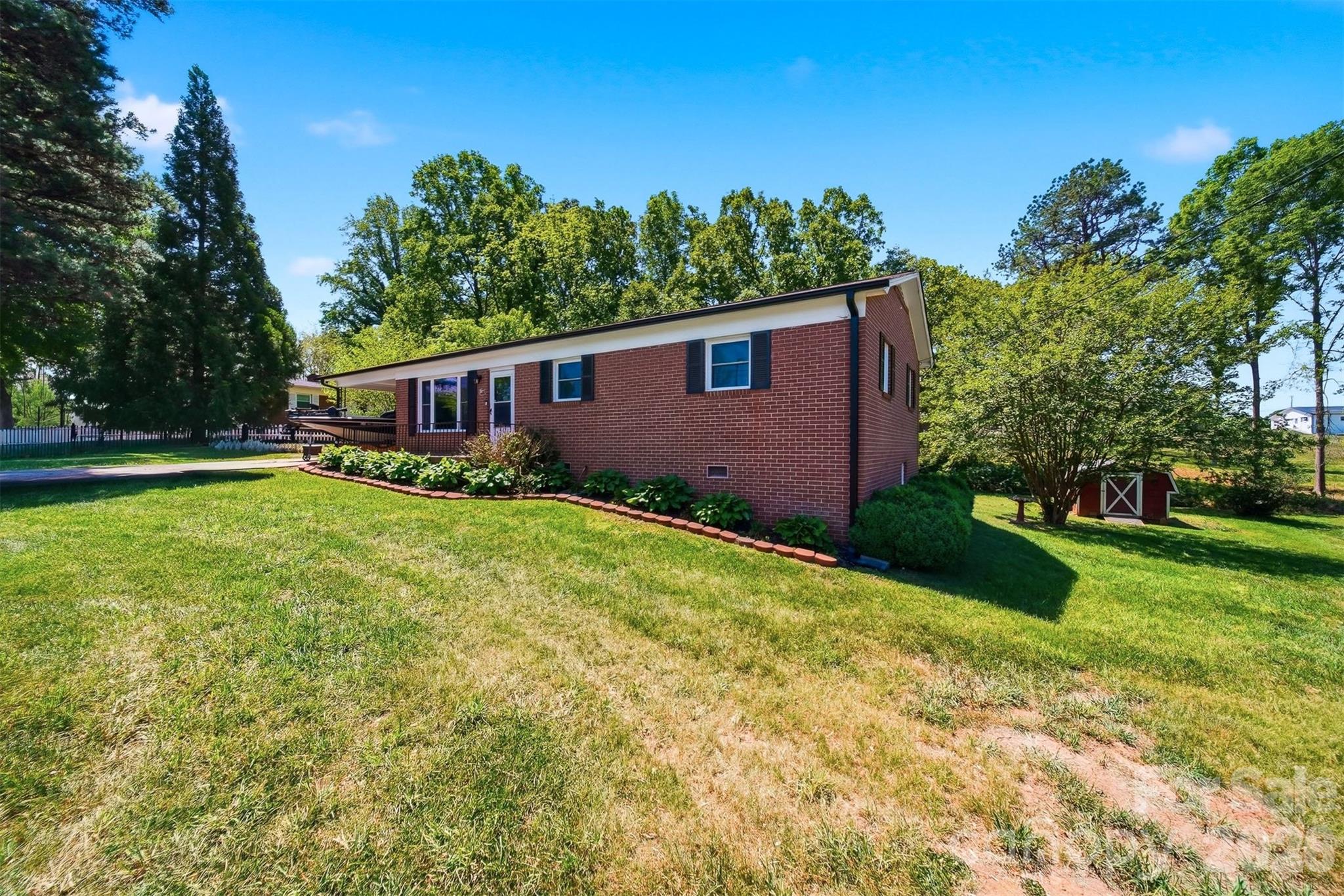 5075 Fleetwood Drive Hickory NC 28602