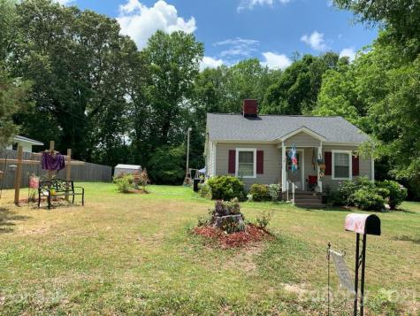 507 North Drive Cherryville NC 28021