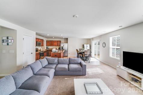 5019 Downhaul Drive Charlotte NC 28269