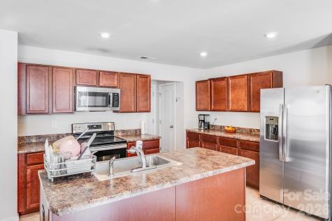 5019 Downhaul Drive Charlotte NC 28269