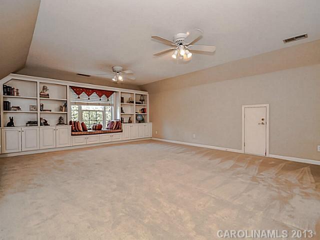 10825 Kenderly Court Charlotte NC 28277