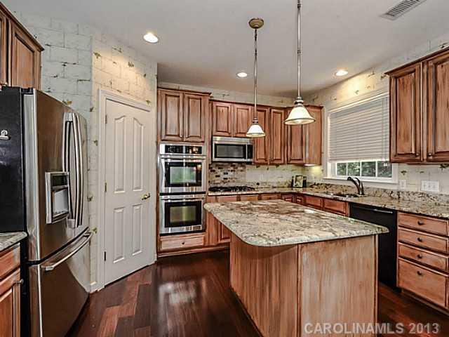 10825 Kenderly Court Charlotte NC 28277