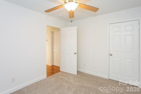 2011 Samantha Drive Kannapolis NC 28083