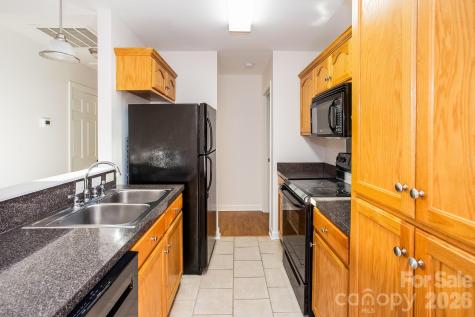 2011 Samantha Drive Kannapolis NC 28083