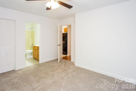 2011 Samantha Drive Kannapolis NC 28083