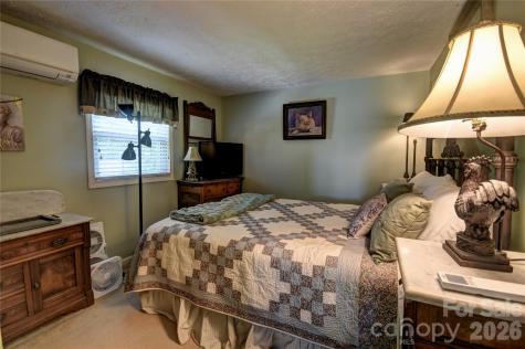279 Mallard Loop Waynesville NC 28785