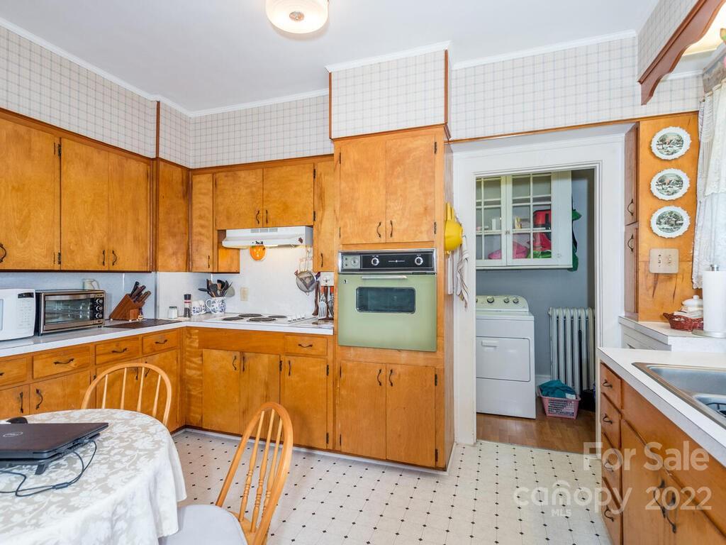 66 Trotter Place Asheville NC 28806