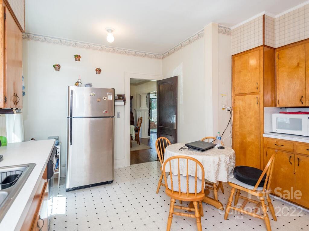 66 Trotter Place Asheville NC 28806