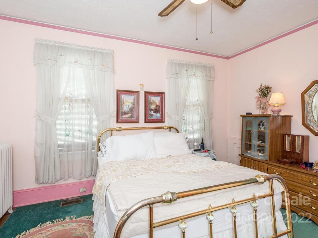 66 Trotter Place Asheville NC 28806