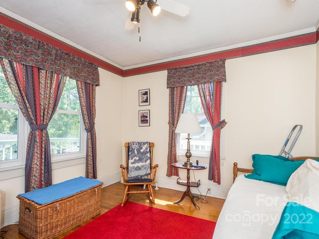 66 Trotter Place Asheville NC 28806