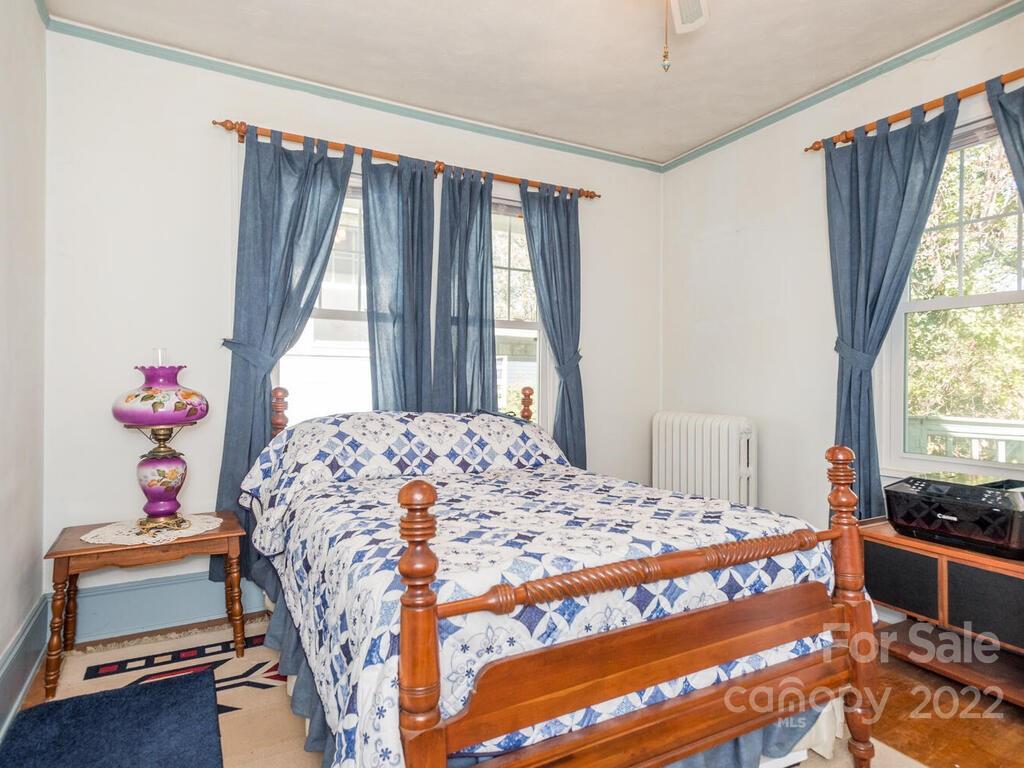 66 Trotter Place Asheville NC 28806