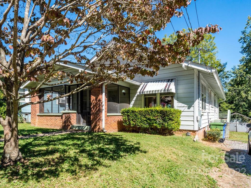 66 Trotter Place Asheville NC 28806