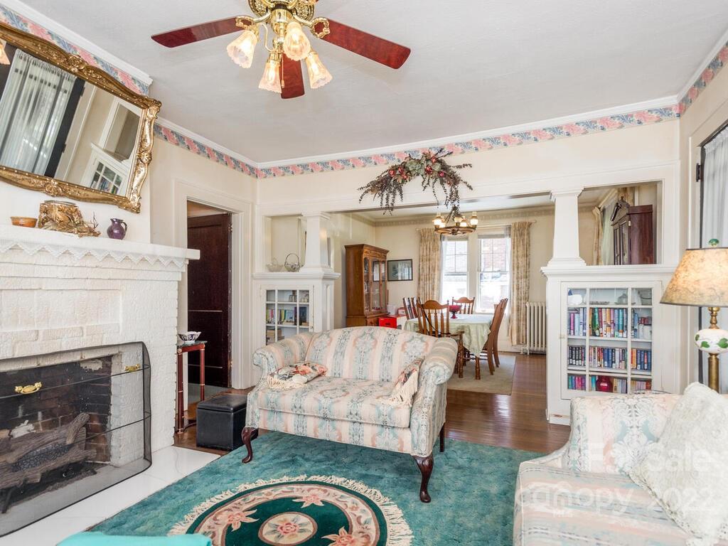 66 Trotter Place Asheville NC 28806