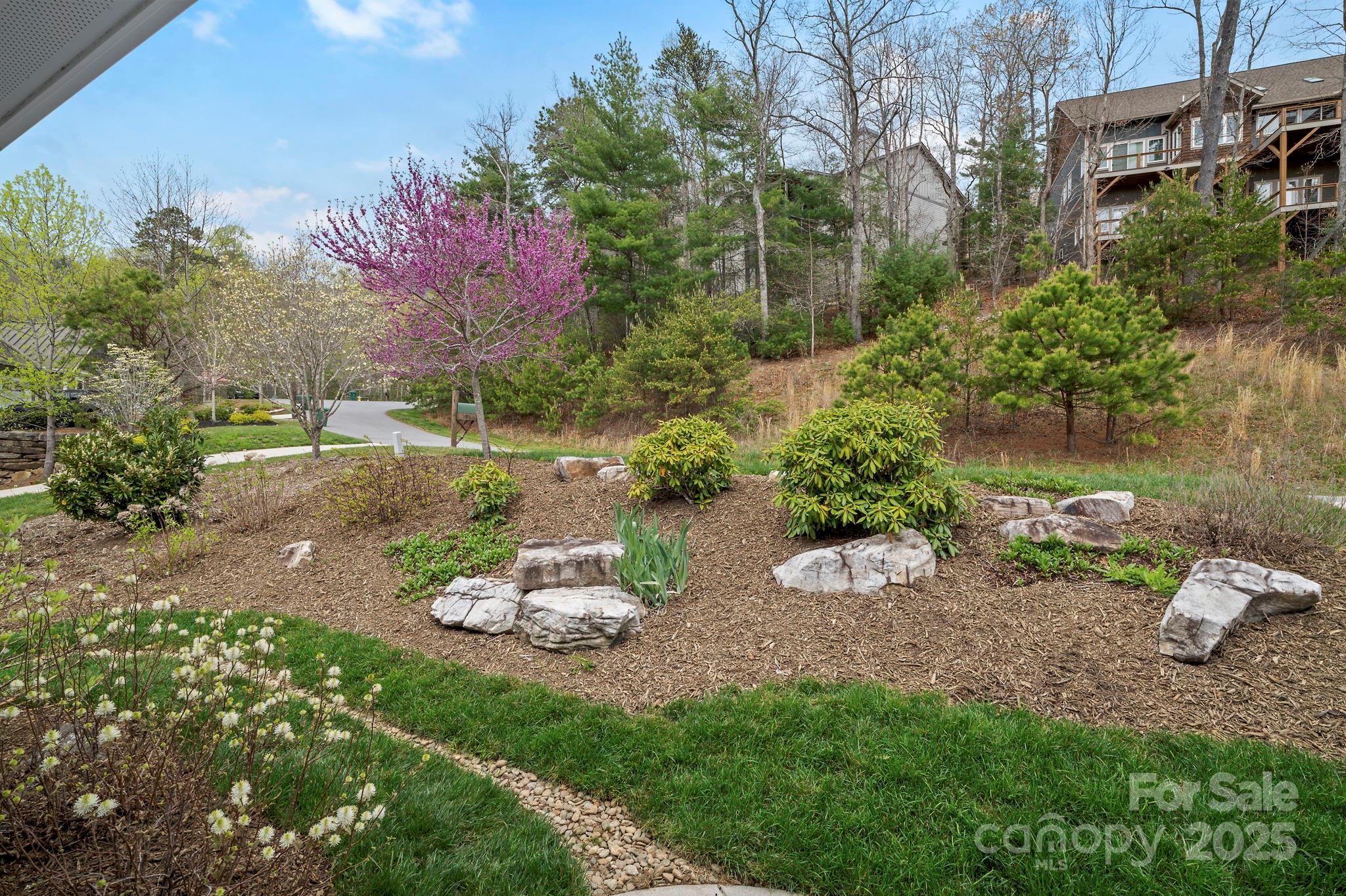 16 Sugarland Ridge Trail Fairview NC 28730