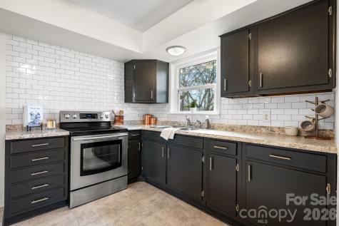 302 Ramsey Street Morganton NC 28655
