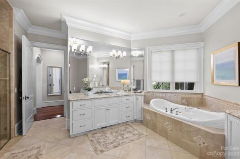 7612 Stonecroft Park Drive Charlotte NC 28226