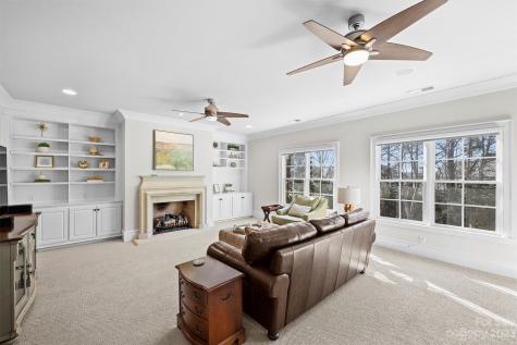 7612 Stonecroft Park Drive Charlotte NC 28226